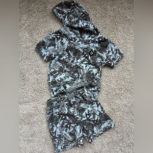 Volcom Tropical Print Hoodie & Shorts Set - Brown and Light Blue